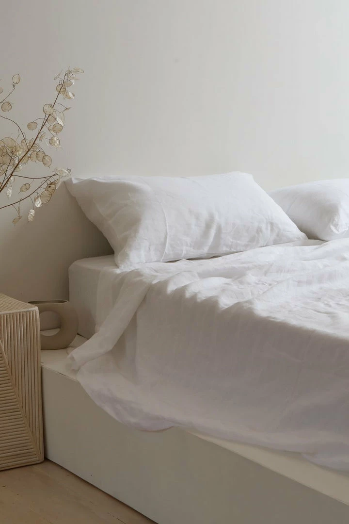 Home Lab 100% French Linen Sheet Set Queen White Cushion, Throws & Linen