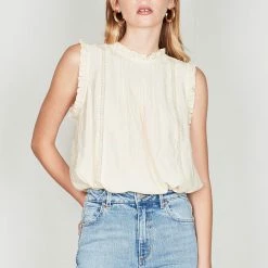 Esmaee Mystic Cream SL Lace Top