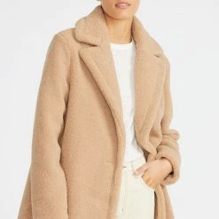 Staple The Label Aspen Camel Shirling Coat