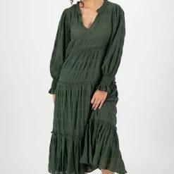 Ivy + Jack Fashion Jessie Hunter Green Shirred Cotton LS Tiered Midi Dress