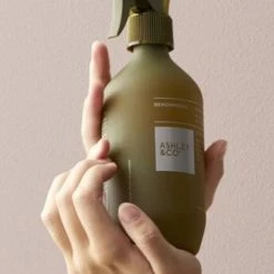 Ashley+Co Home Keeping Bench Press