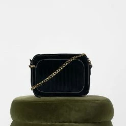 Vash Cammy Black Cord Bag