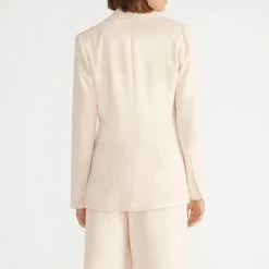 Staple The Label Ana Light Peach Blazer