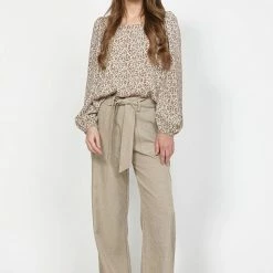 Leo + Be Fashion Breathtaking Camel Print Top