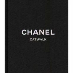 Flying Kiwi Chanel Catwalk: The Complete Karl Lagerfeld Collections Books