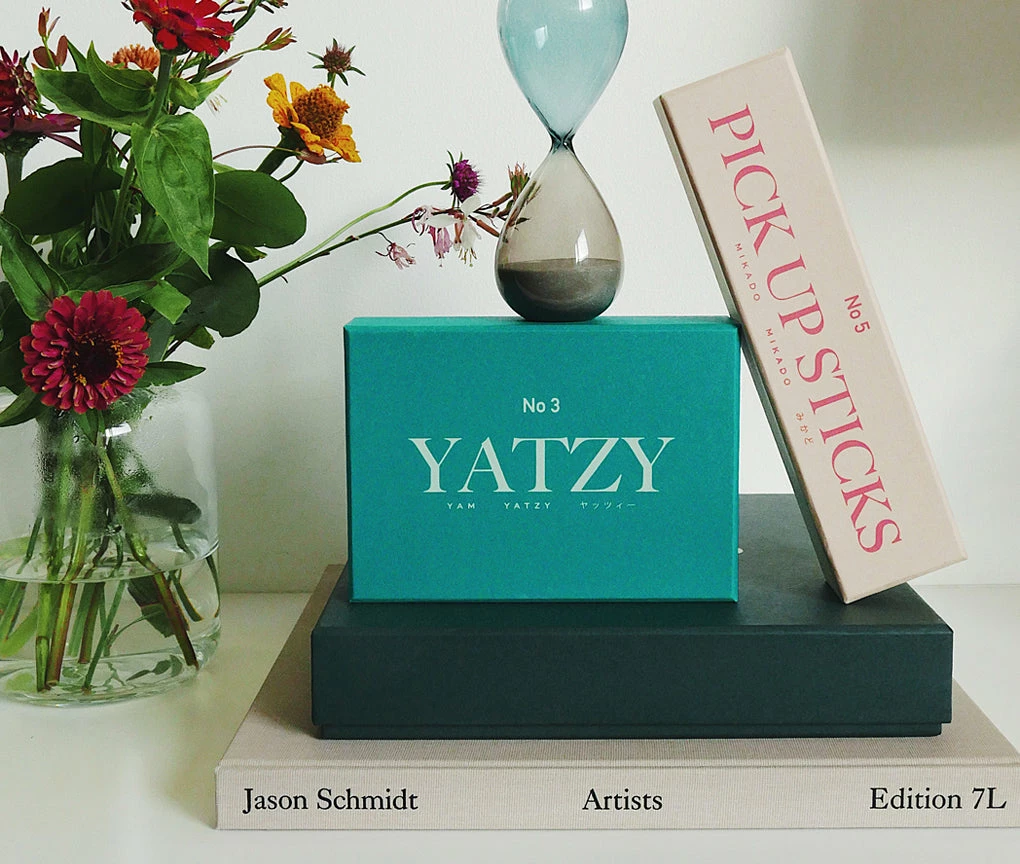Printworks Gifts For Her Classic Games Yatzy