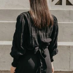 Ivy + Jack Grace Black Shirred Cotton LS Back Hem Tie Top Fashion