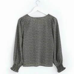 Among The Brave In Love Tobacco Ditsy Floral LS Shirred Cuff Tie V Neck Top Fashion