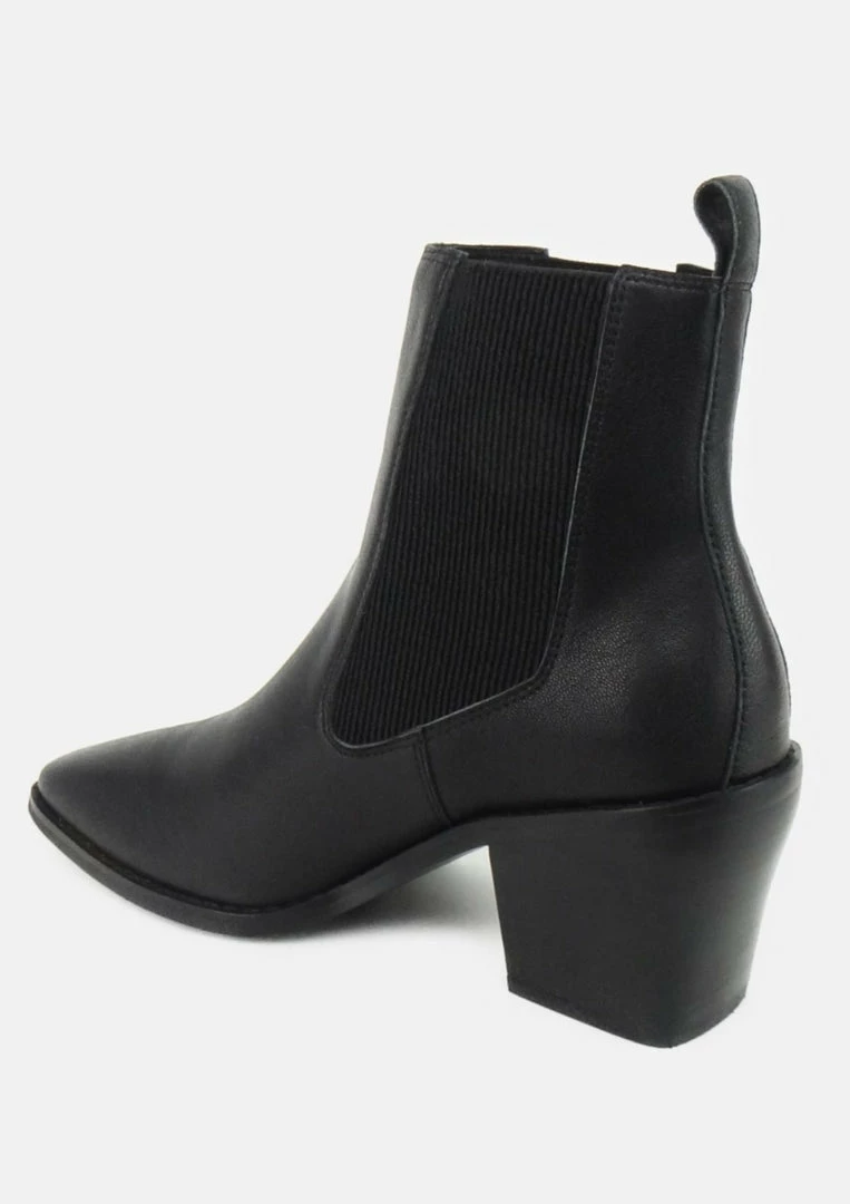 Caverley Joni Heeled Black Leather Chelsea Boot Accessories