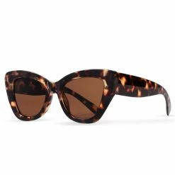 Reality Eyewear Mulholland Large Cats Eye Tortoise Sunglasses Accessories