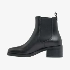 Solsana Accessories Nellie Black Leather Boot