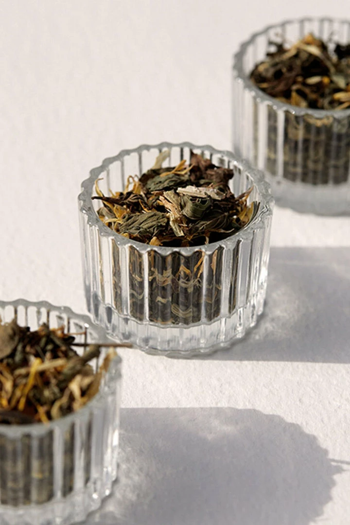 On Sundays Ease 20 Serve Loose Leaf Tea Tin