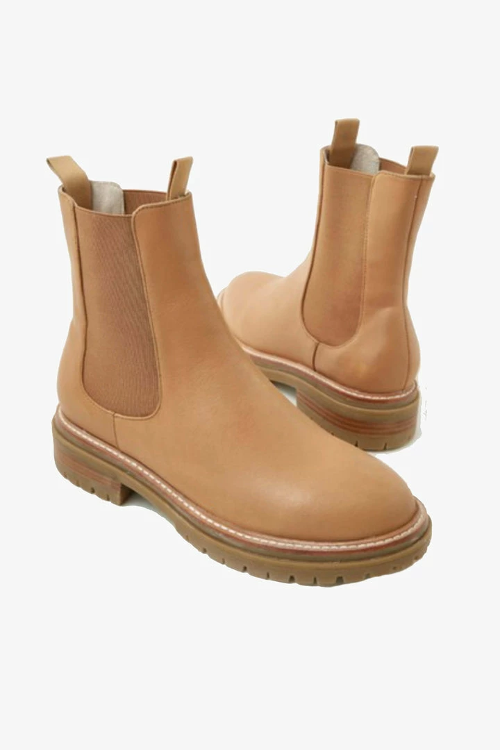 Walnut Oak Tan Chunky Leather Boot