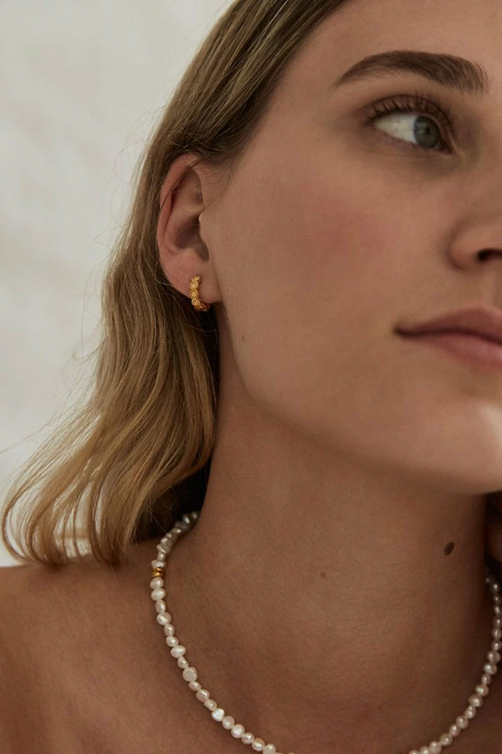 Brie Leon Accessories 925 Row Sleeper Gold Mini Daisies Earrings