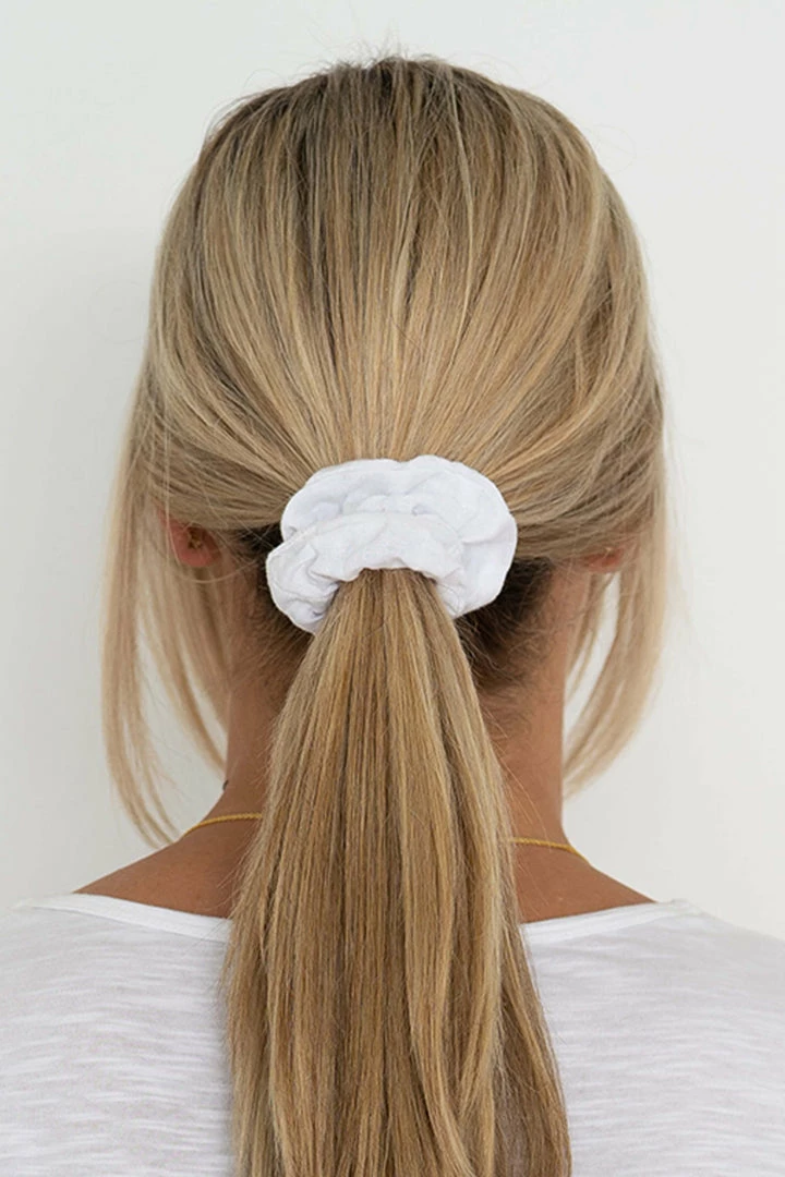 Humidity Lifestyle White Linen Scrunchie Accessories