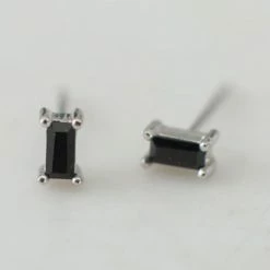 Sophie Accessories You Rock Rectangle Studs Black Silver