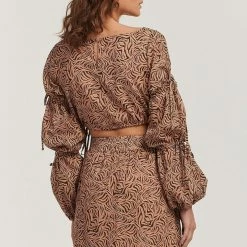 Charlie Holiday Whitney Crop Brown Abstract Animal LS Blouse Fashion