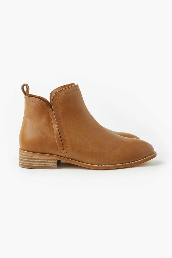 Walnut Douglas Tan Leather Ankle Boot