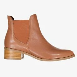 Minx Snappy Tan Milled Leather Chelsea Boot With Natural Sole Accessories
