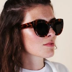 Isle Of Eden Wynnie Sunglasses Tortoise Accessories