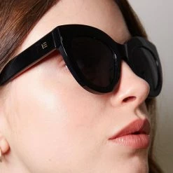 Isle Of Eden Wynnie Sunglasses Black